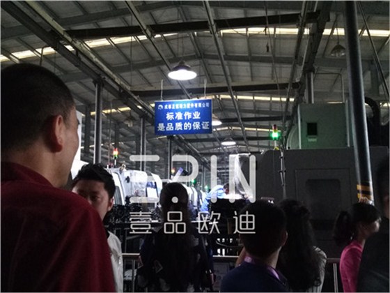 在劉總親自帶隊參觀正恒動力生產車間環節，近距離走進這樣的億元級企業，不管是先進的生產設備還是完善的生產及管控流程都讓壹品歐迪小編無比震撼。 正恒動力廠區及車間風貌